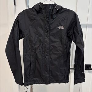 WOMENS NORTH FACE RAIN SHELL XS